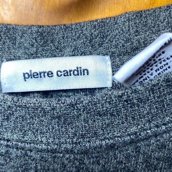 x2 Sweaters - Picture 5 of 5